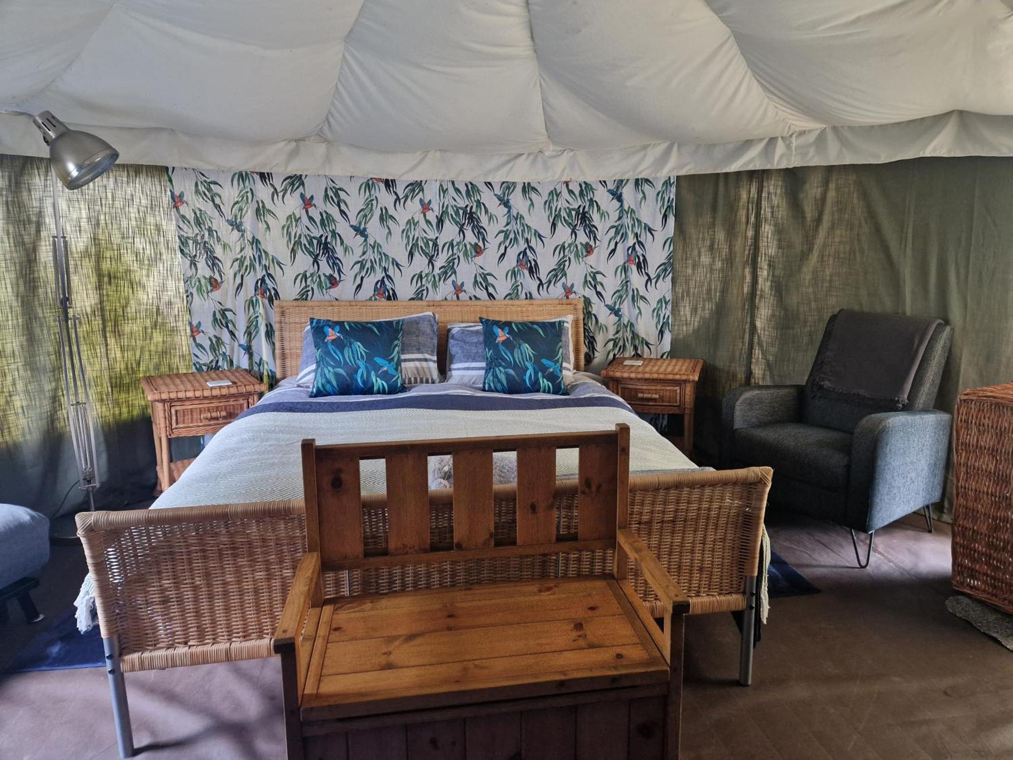 Wigginton  The Little Hide - Adult Only Camping Pods מראה חיצוני תמונה