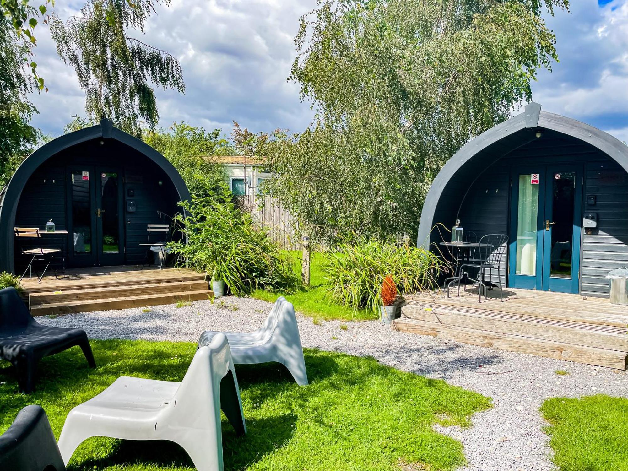 Wigginton  The Little Hide - Adult Only Camping Pods מראה חיצוני תמונה