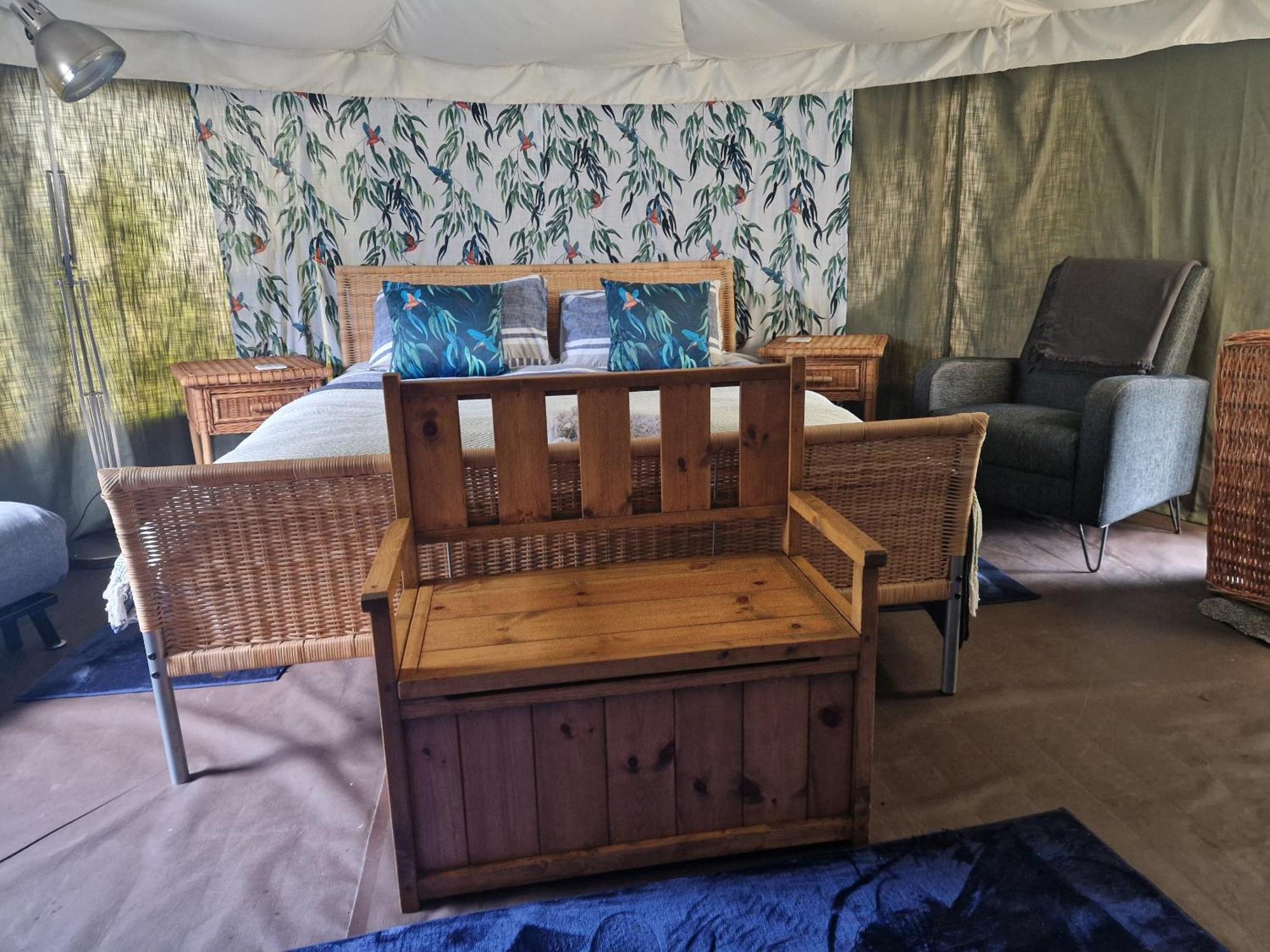 Wigginton  The Little Hide - Adult Only Camping Pods מראה חיצוני תמונה