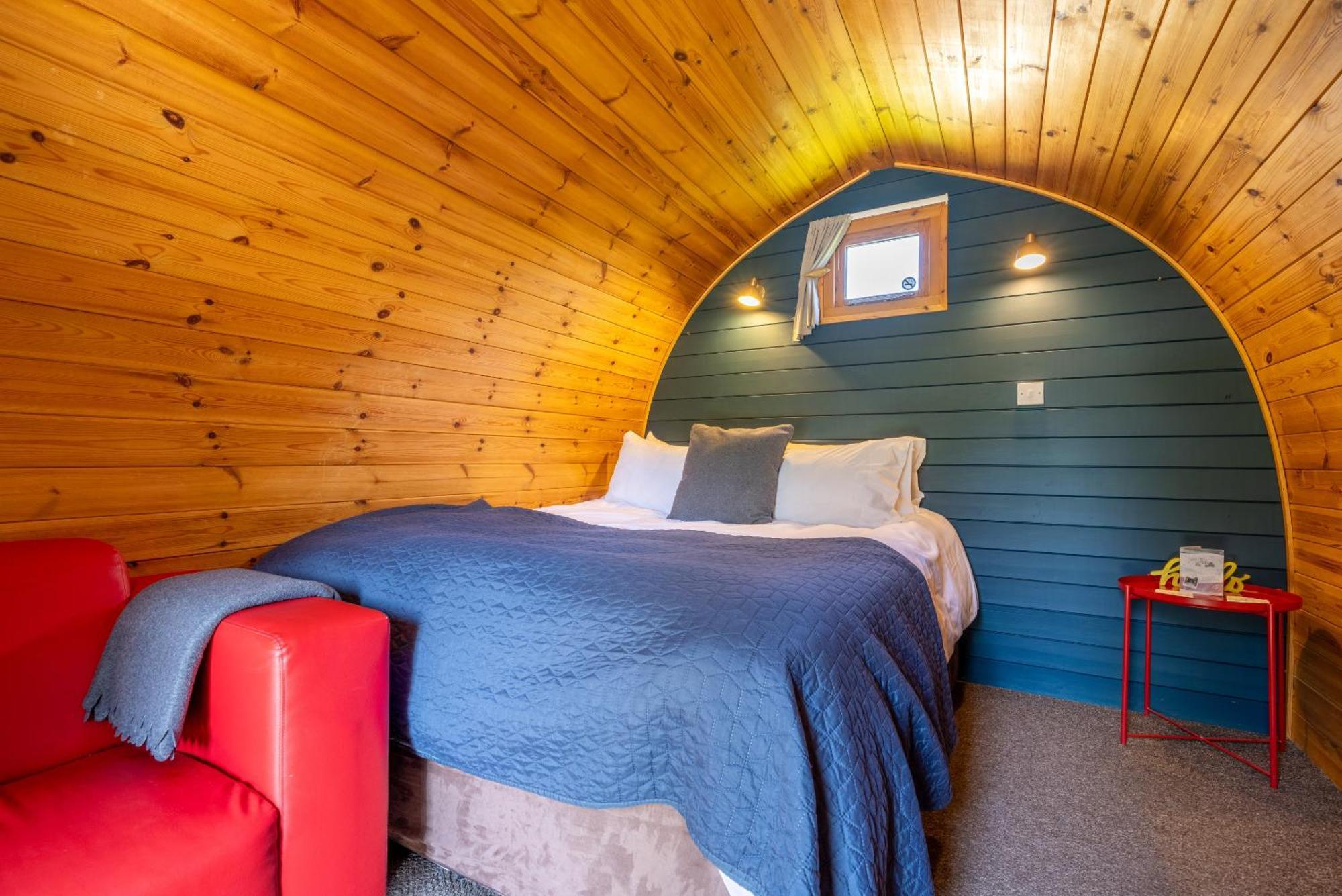 Wigginton  The Little Hide - Adult Only Camping Pods מראה חיצוני תמונה